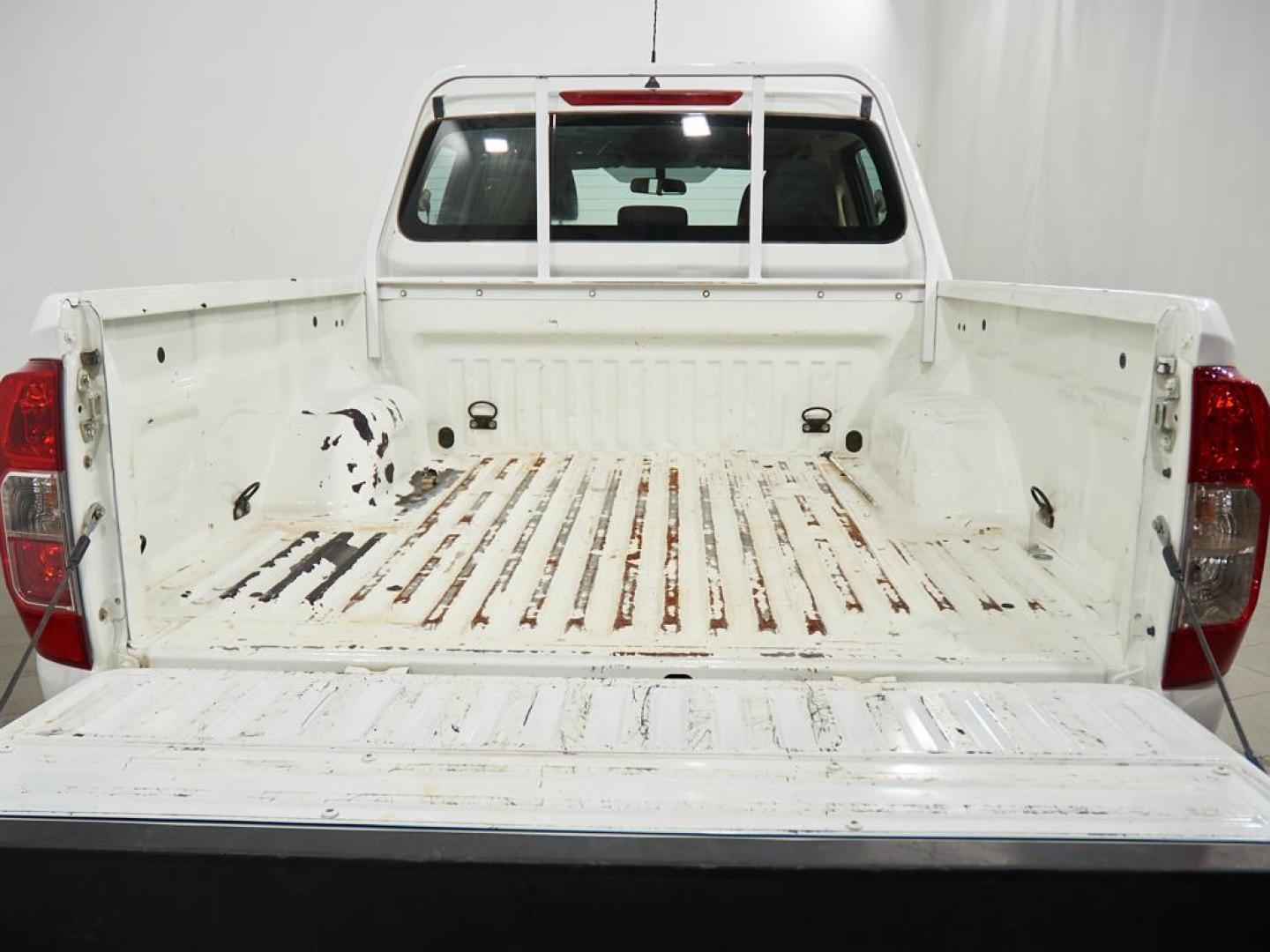 Nissan Navara 2.3dCi King Cab Visia