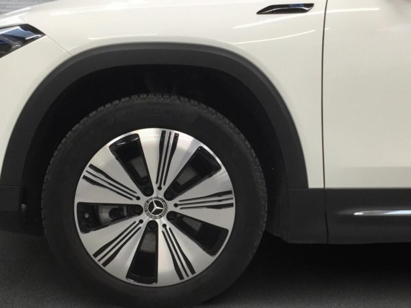 Mercedes Benz EQB 250 Progressive