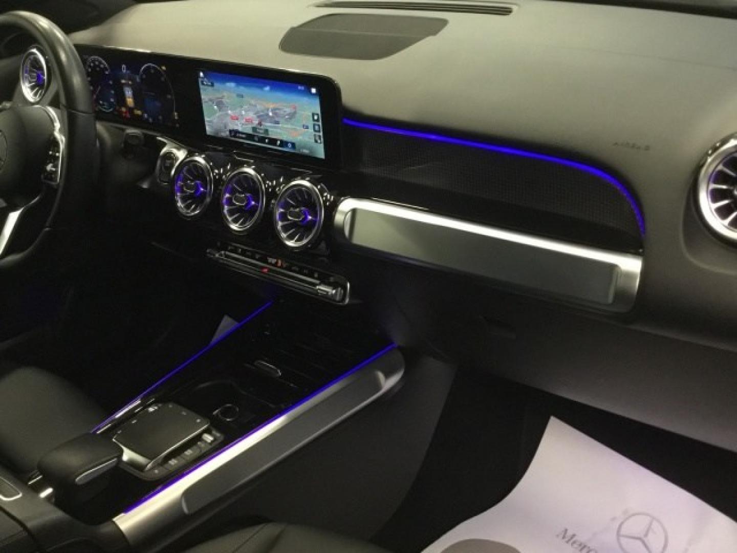 Mercedes Benz EQB 250 Progressive