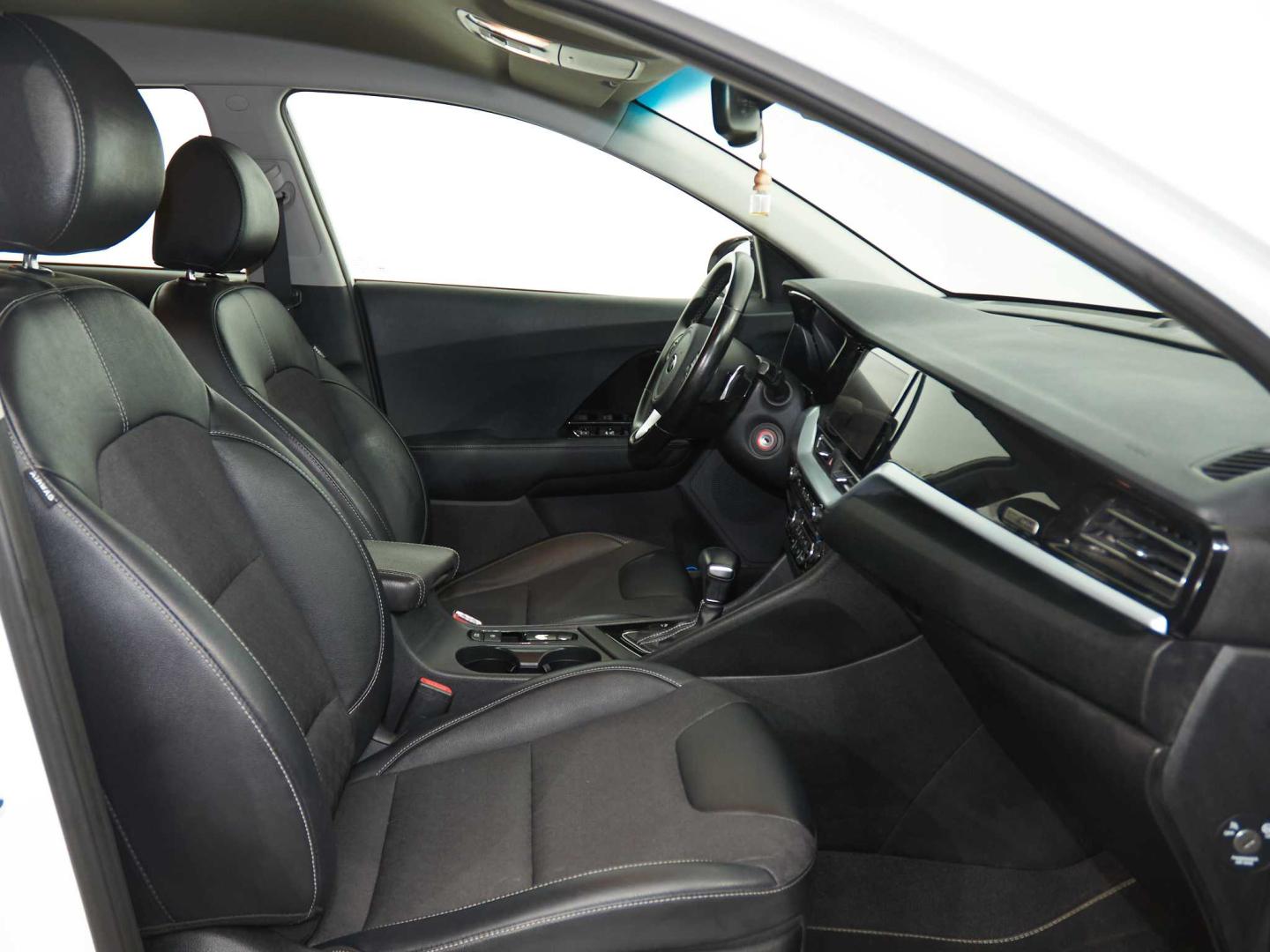 Kia Niro Híbrido 1.6 HEV Emotion