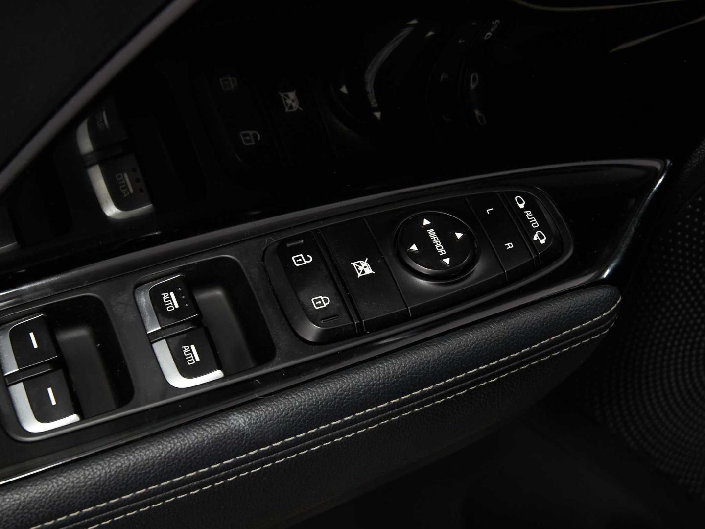 Kia Niro Híbrido 1.6 HEV Emotion