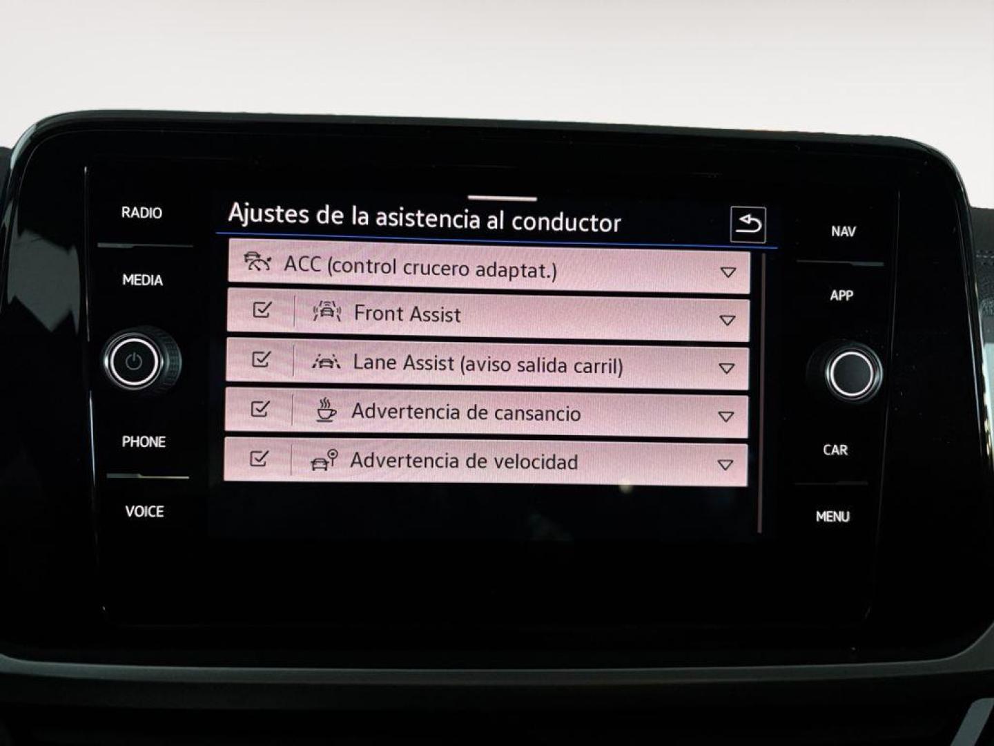 Volkswagen T-Roc "Más" 1.5 TSI 110kW (150CV) DSG