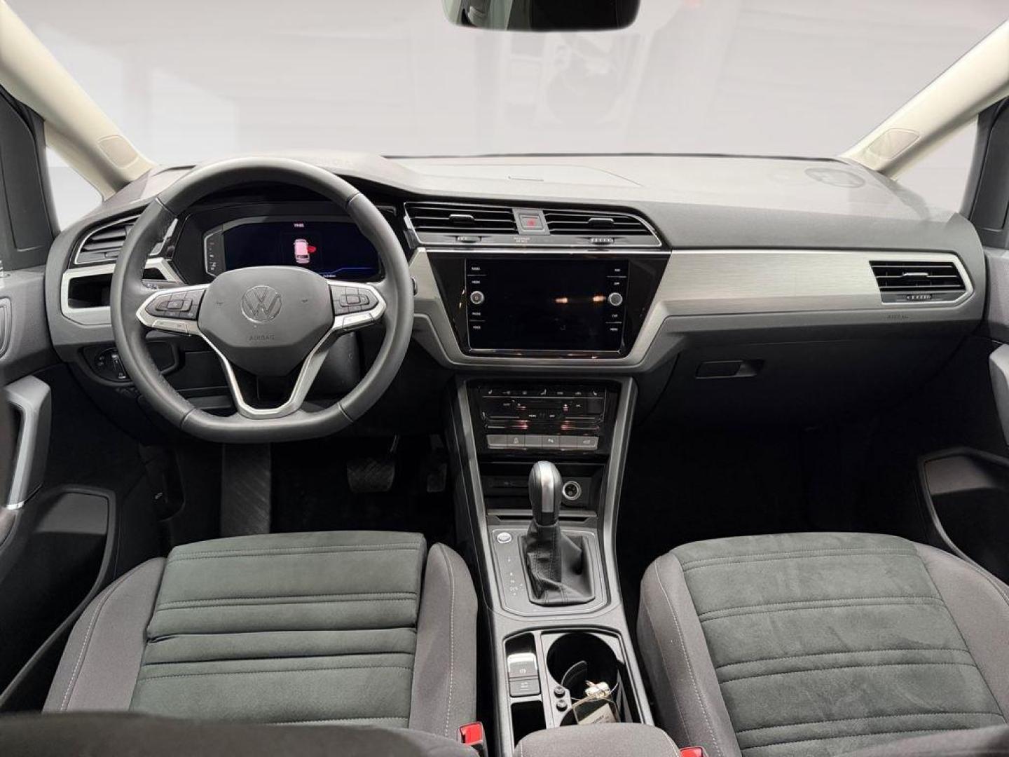 Volkswagen Touran ``Más`` 1.5 TSI 110 kW (150 CV) DSG