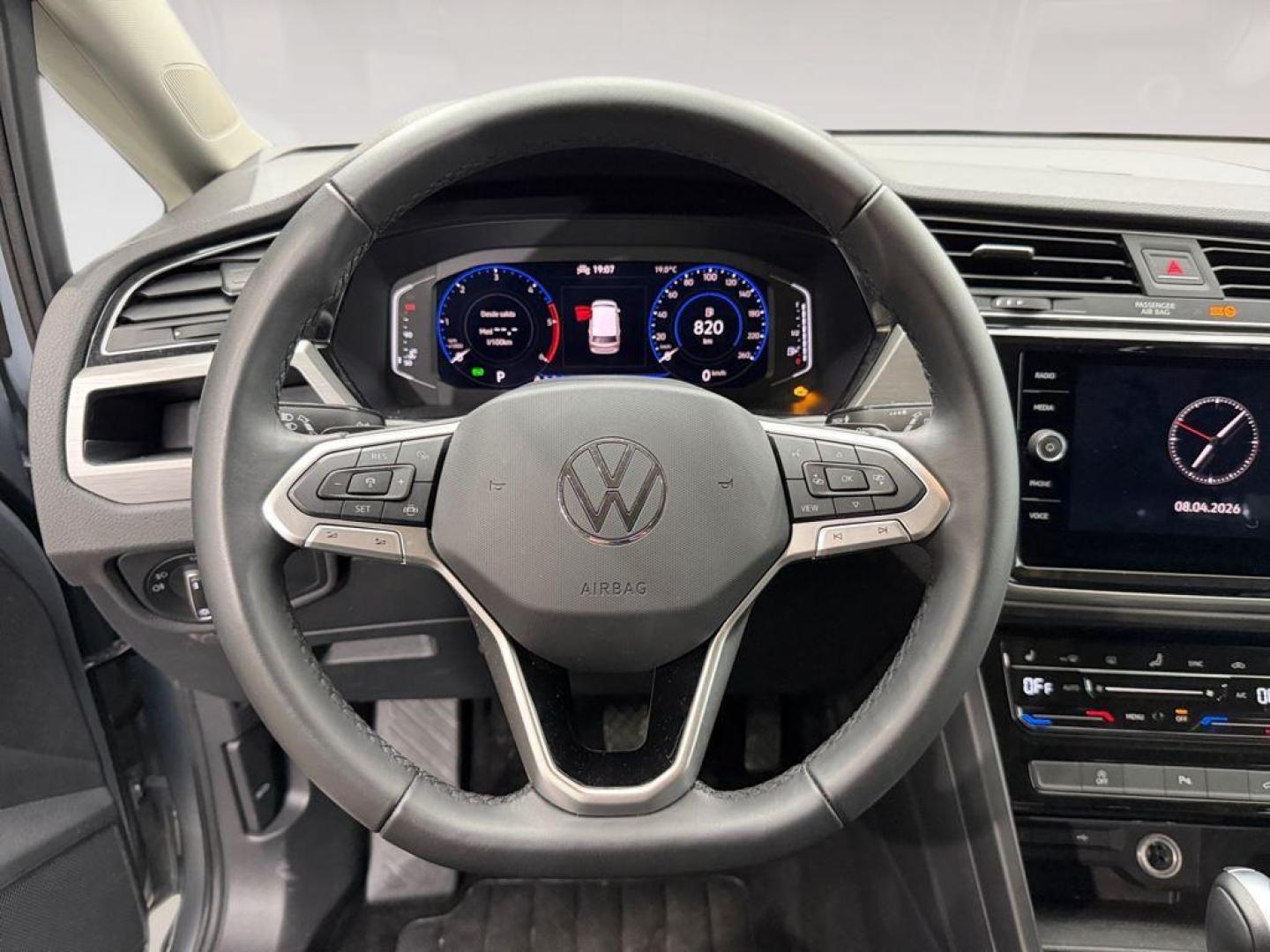 Volkswagen Touran ``Más`` 1.5 TSI 110 kW (150 CV) DSG