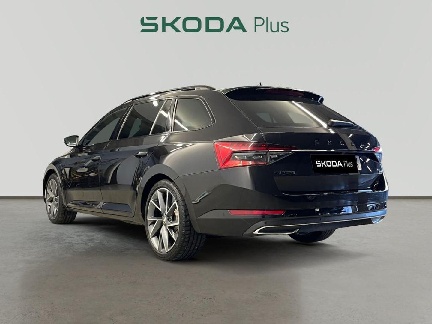 Skoda Superb Combi Sportline 1.4 TSI iV P-HEV DSG