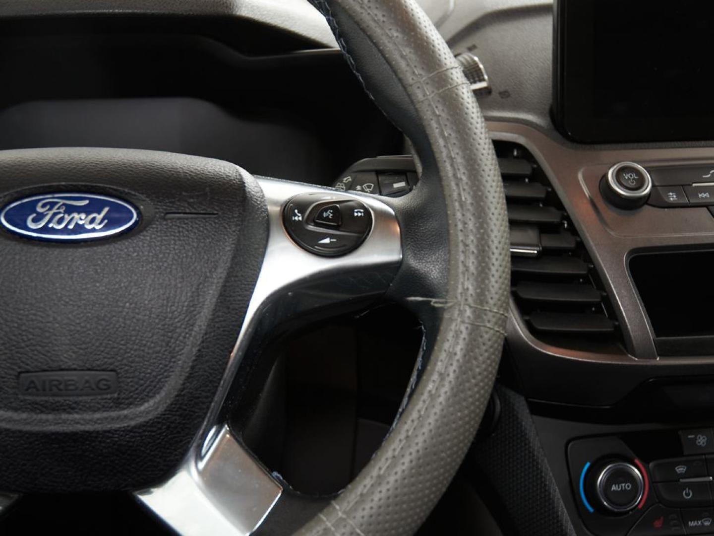 Ford Transit Connect Kombi 1.5 TDCi 88kW Active 230 L2 (N1)