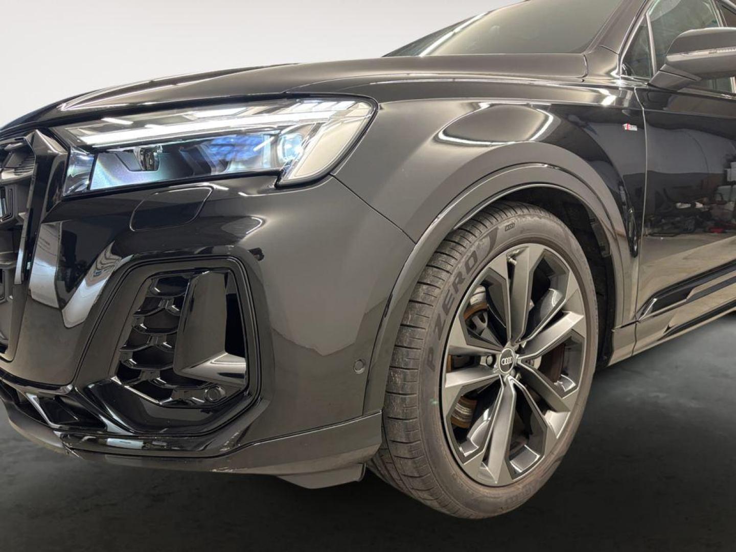 Audi Q7 Black line Ed. 50 TDI quattro 210kW tipt