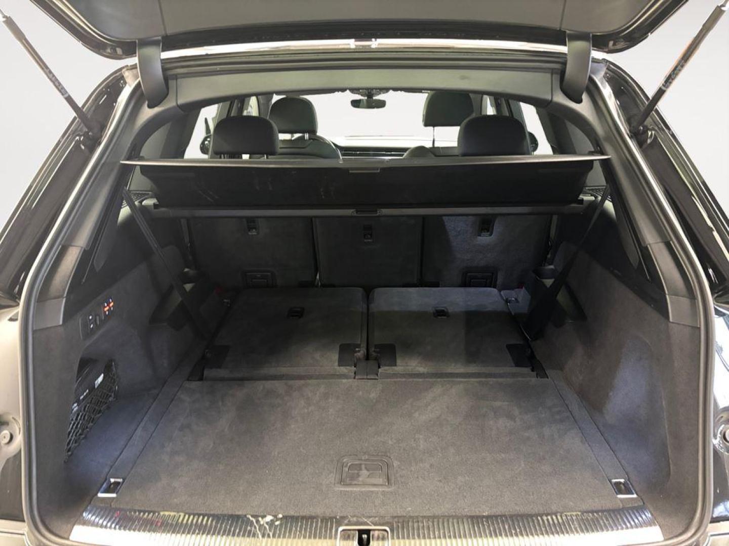 Audi Q7 Black line Ed. 50 TDI quattro 210kW tipt