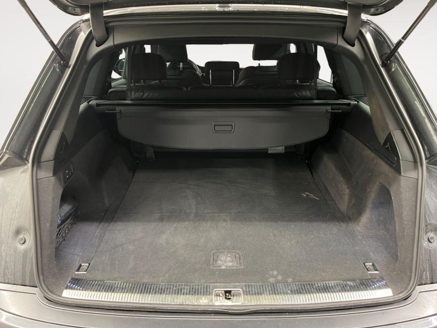 Audi Q7 Black line Ed. 50 TDI quattro 210kW tipt