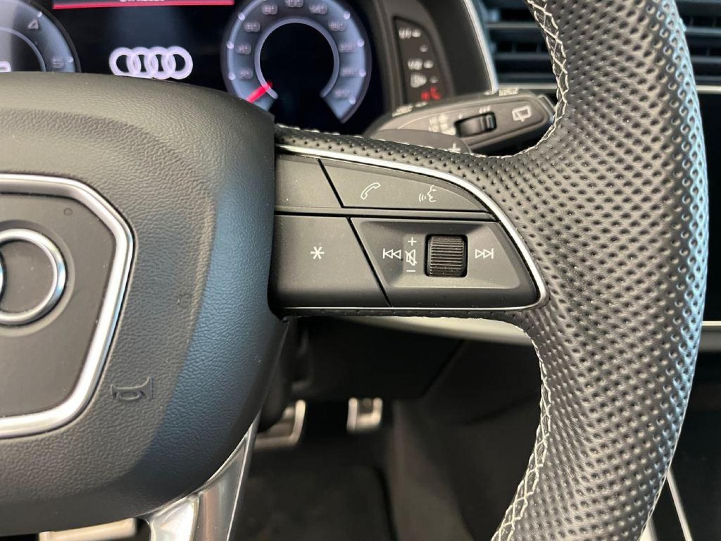 Audi Q7 Black line Ed. 50 TDI quattro 210kW tipt