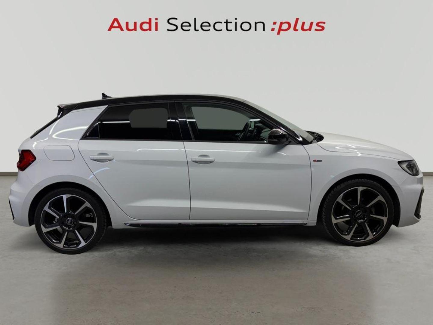 Audi A1 Sportback Adrenal Black 30TFSI 85kW S tr