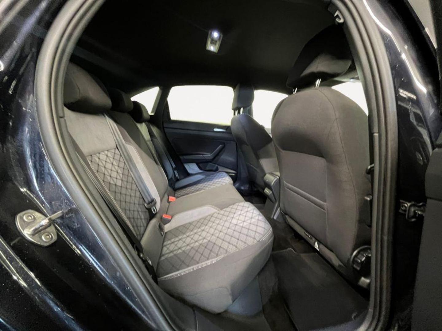Volkswagen Taigo R-Line 1.0 TSI 81kW (110CV)