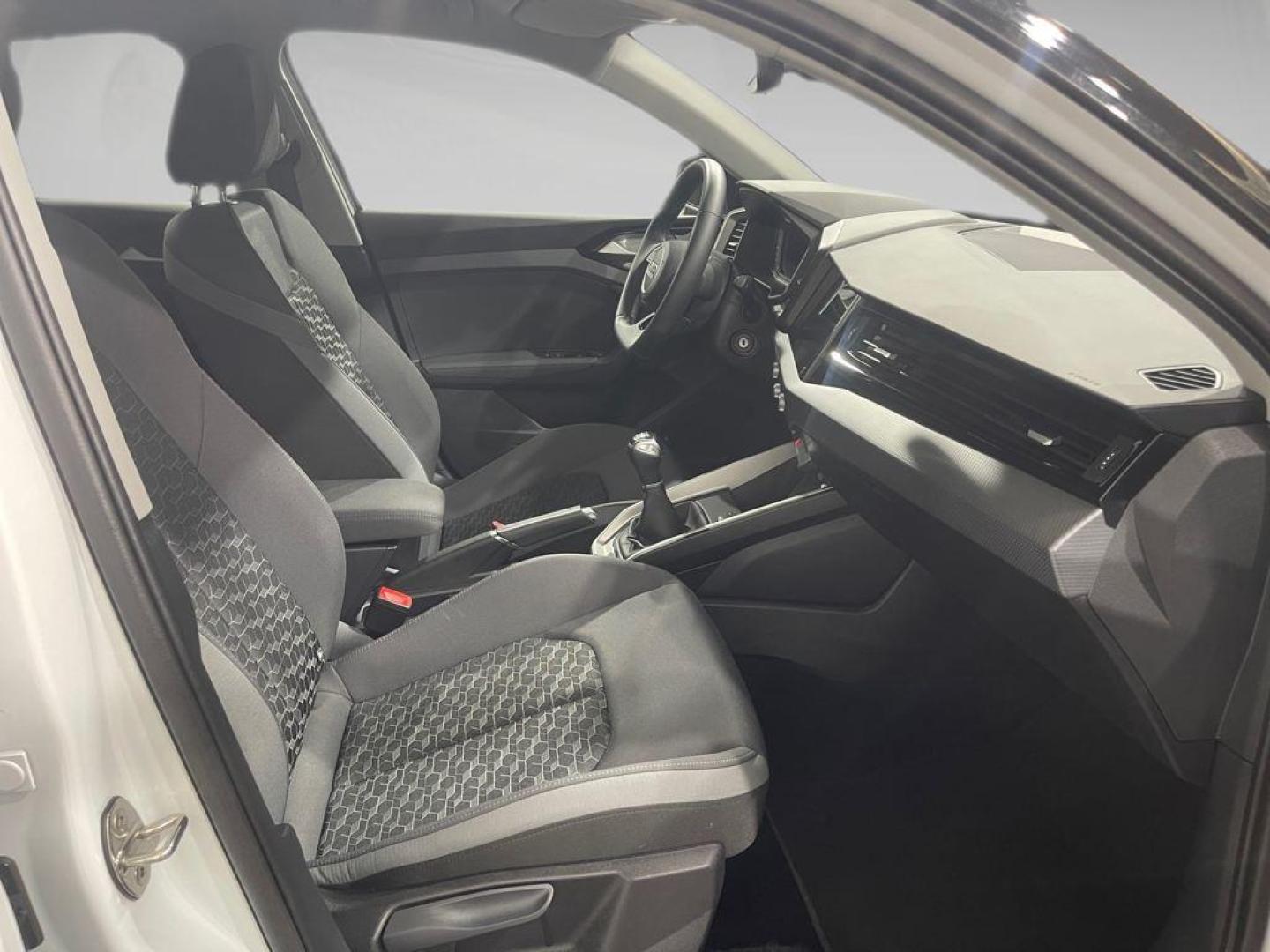 Audi A1 Sportback Adrenalin Black edition 30 TFSI 85 kW (116 CV)