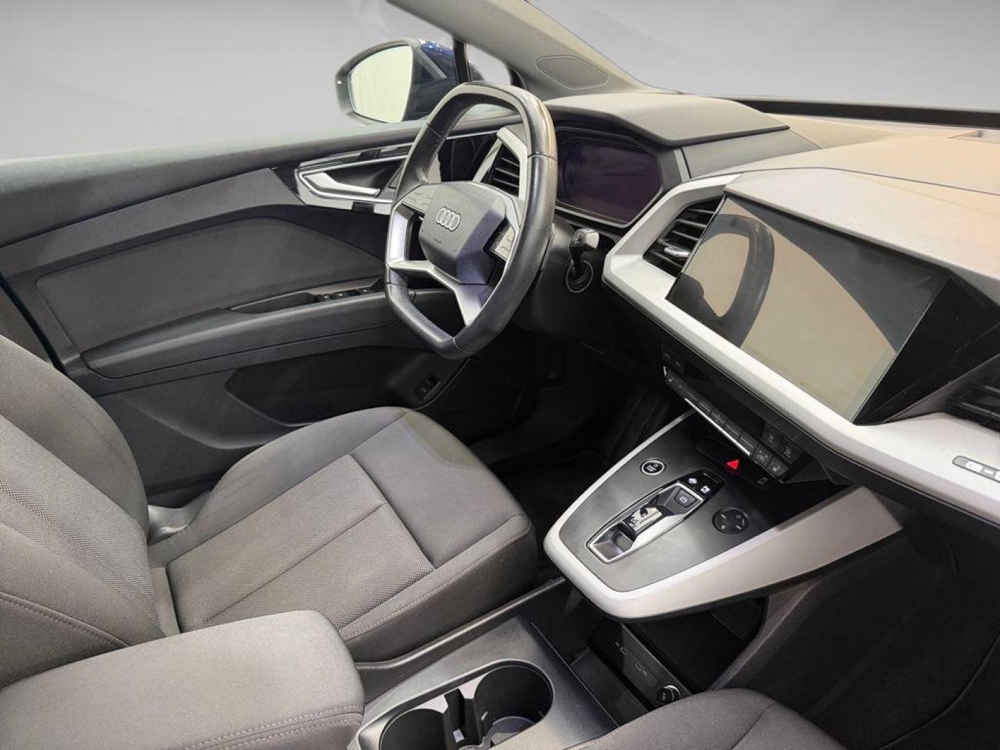 Audi Q4 e-tron Advanced 35 e-tron 55kWh 125 kW (170 CV)