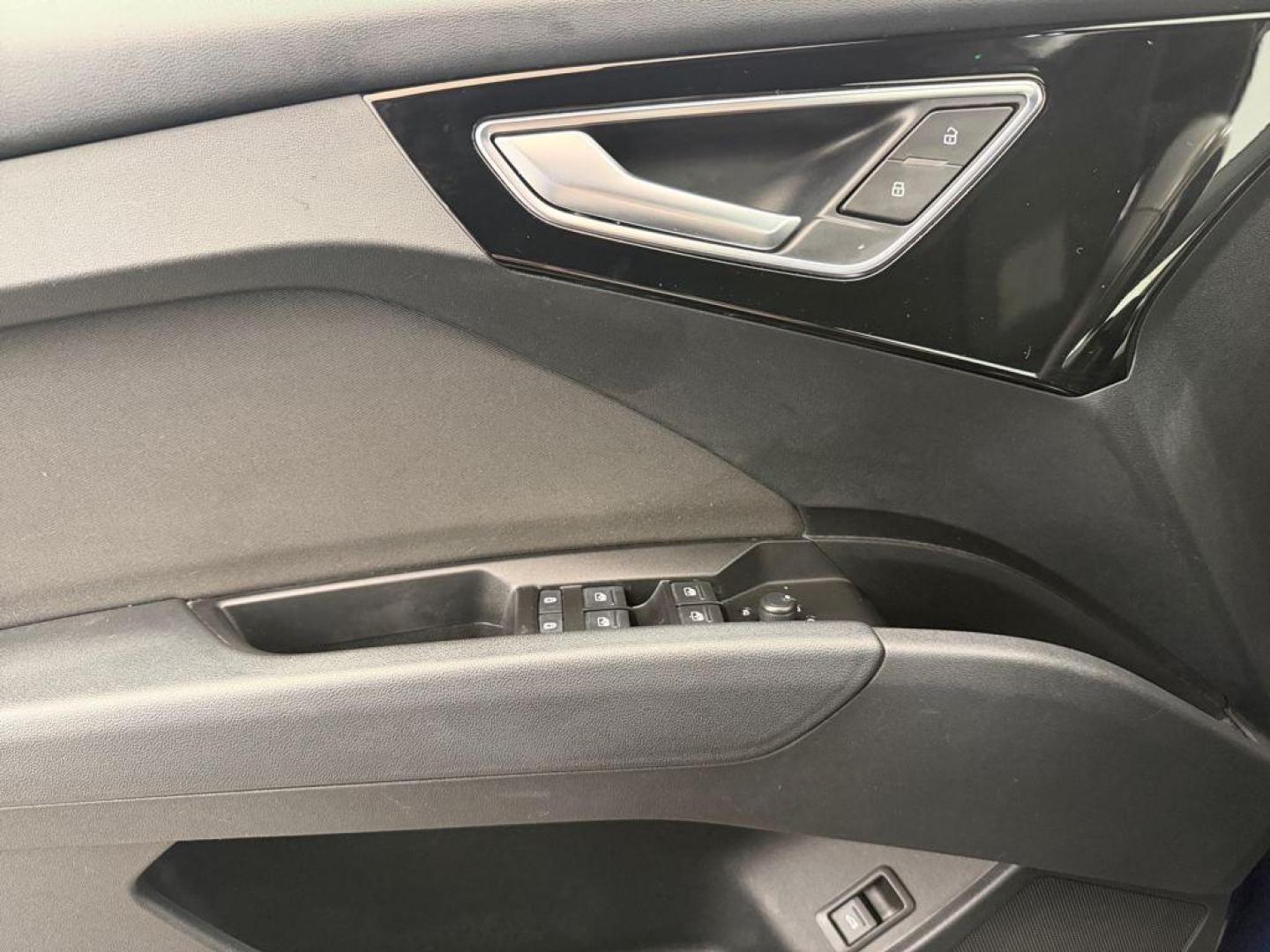 Audi Q4 e-tron Advanced 35 e-tron 55kWh 125 kW (170 CV)