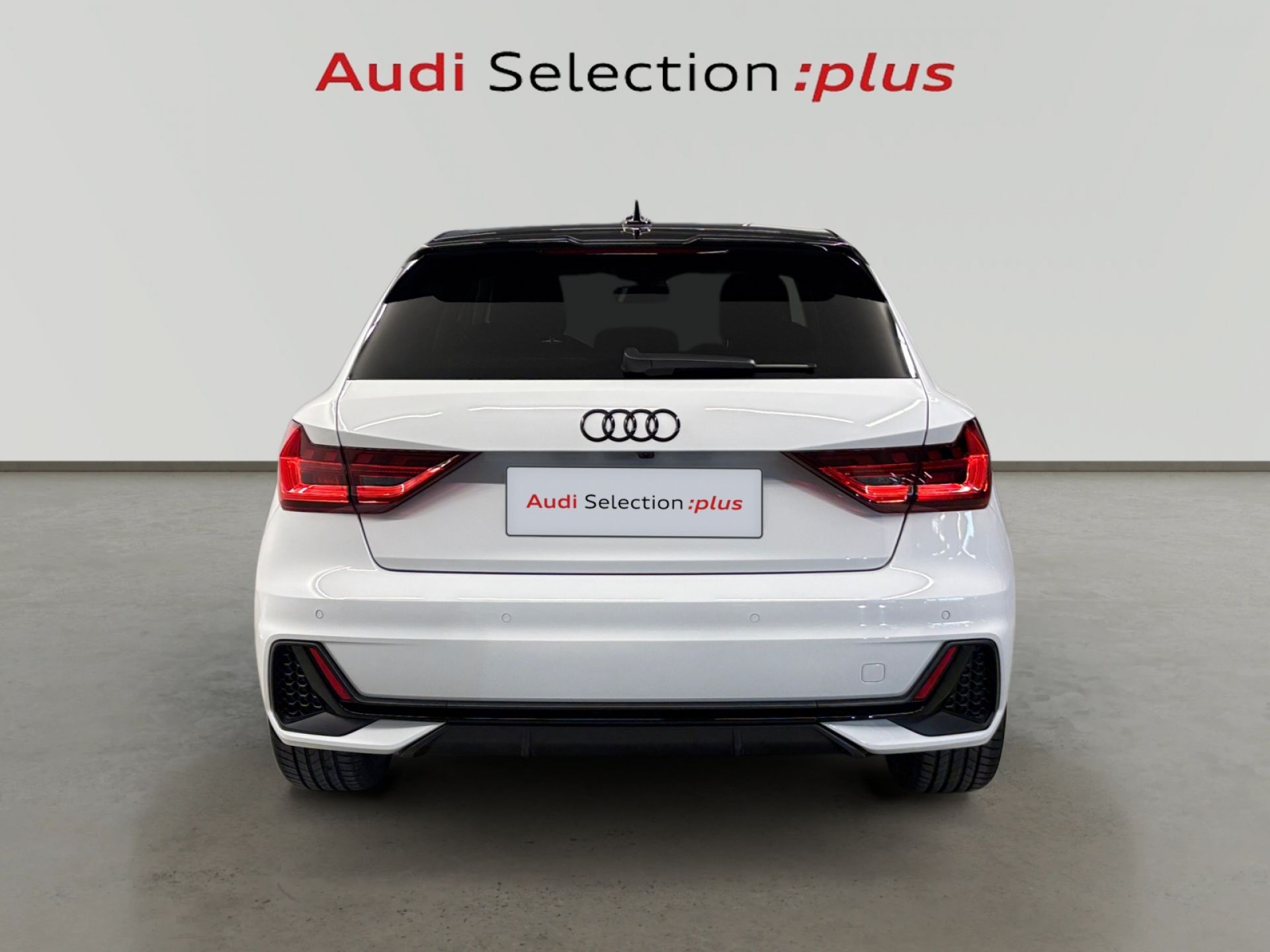 Audi A1 Sportback Adrenal Black 30TFSI 85kW S tr