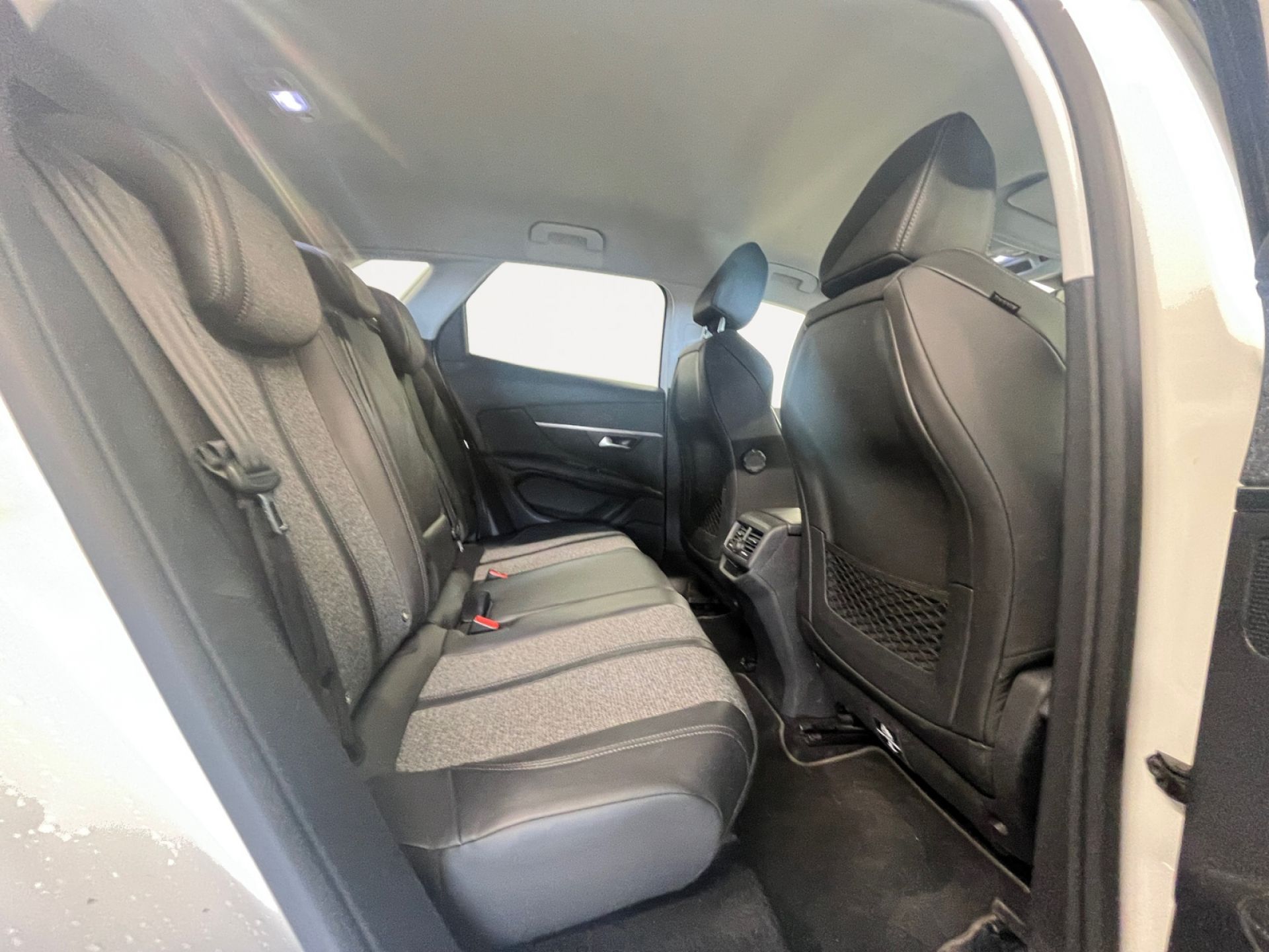 Peugeot 3008 1.5L BlueHDi 96kW (130CV) S&S Allure
