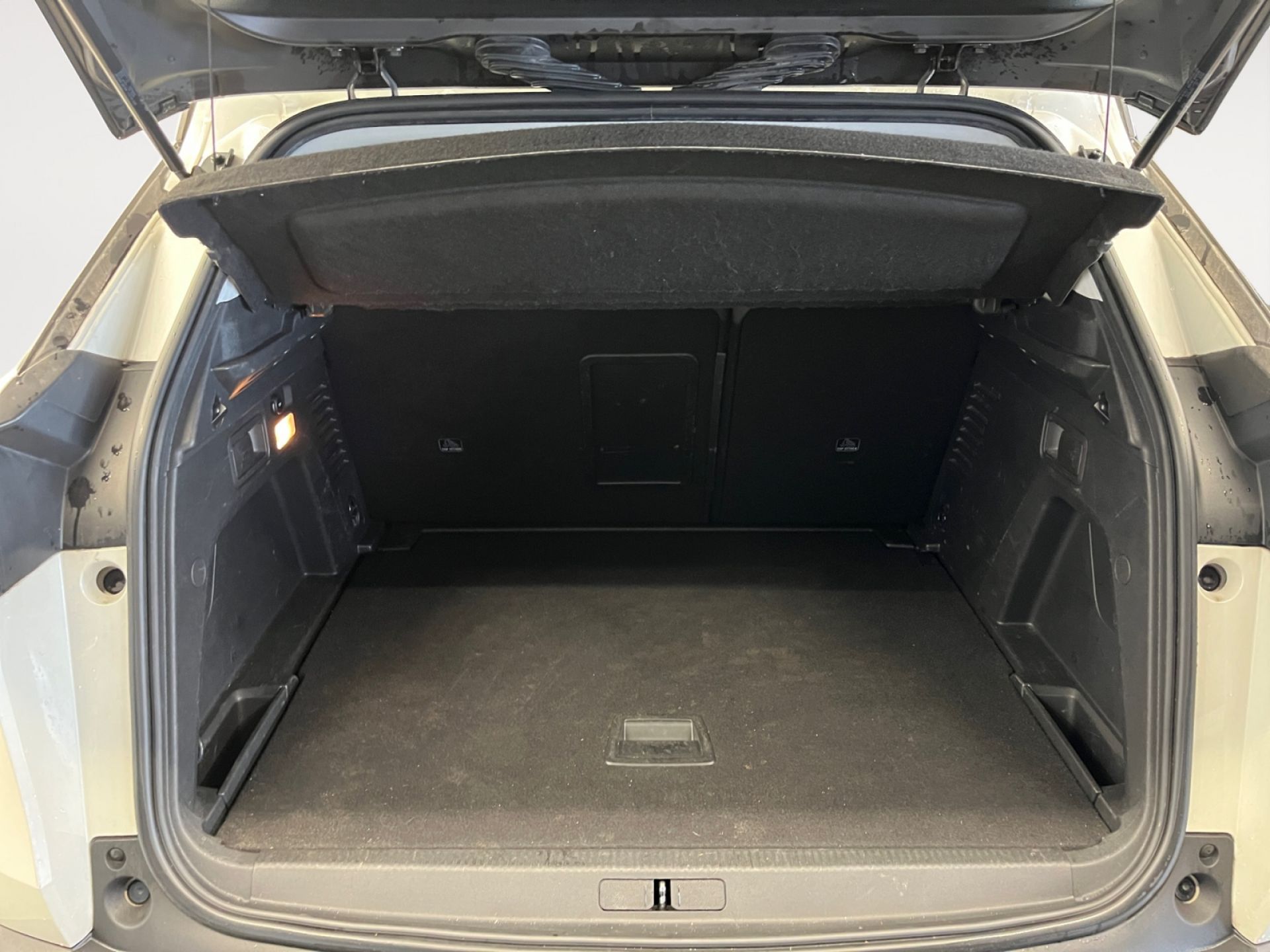Peugeot 3008 1.5L BlueHDi 96kW (130CV) S&S Allure