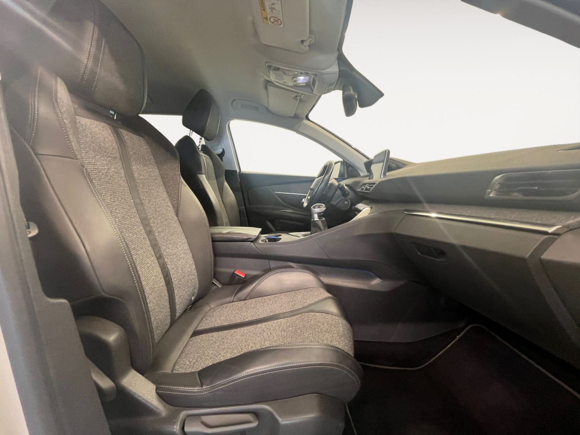 Peugeot 3008 1.5L BlueHDi 96kW (130CV) S&S Allure