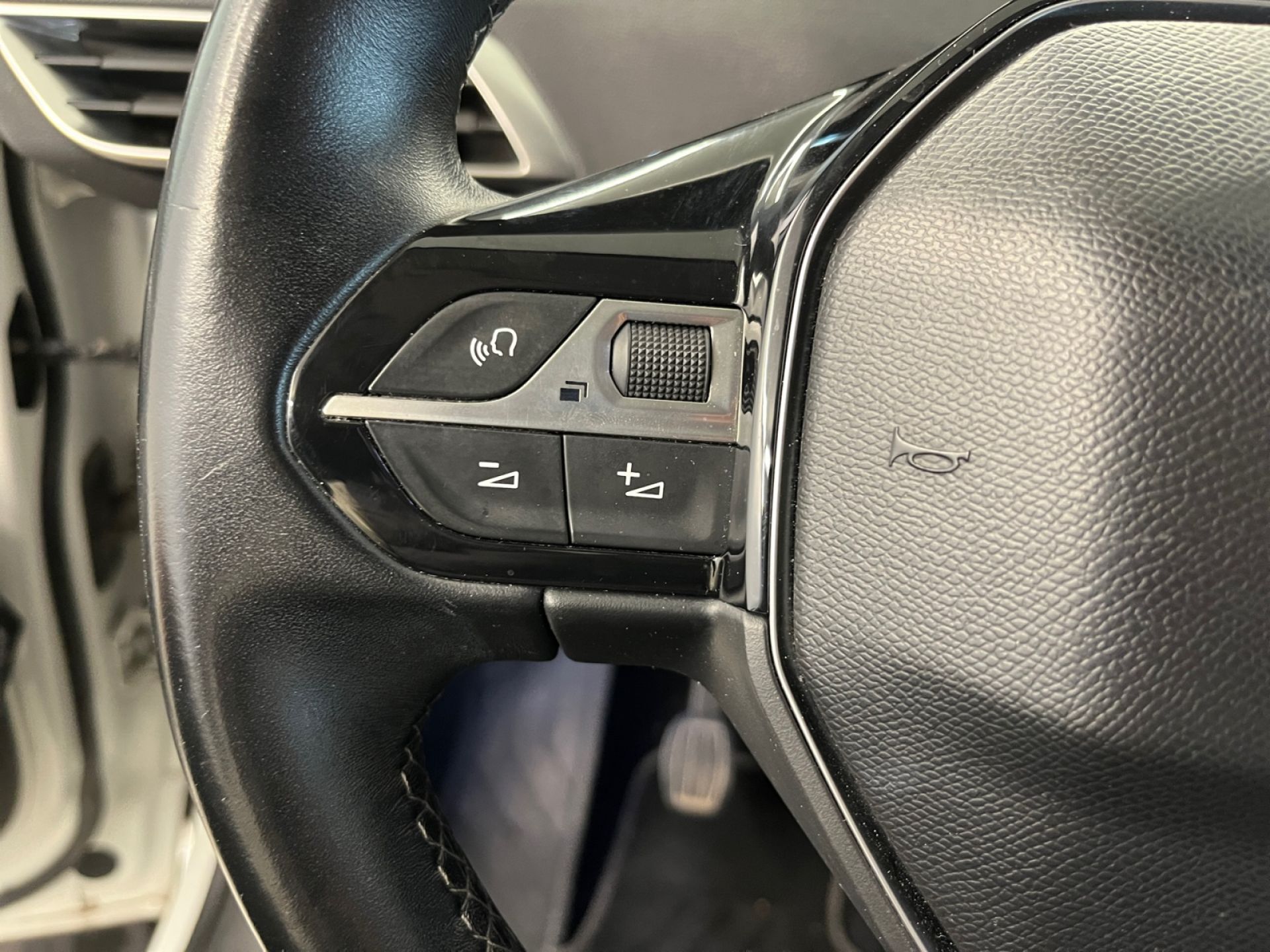 Peugeot 3008 1.5L BlueHDi 96kW (130CV) S&S Allure