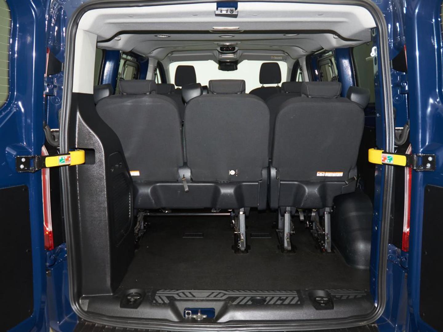 Ford Transit Custom FT 320 L1 Kombi 2.0 Ecoblue Trend 136