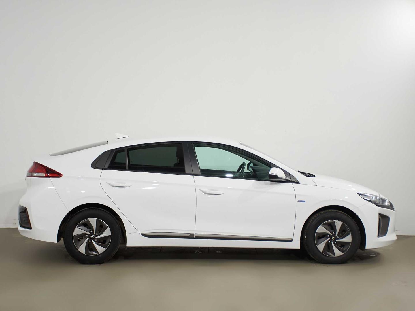 Hyundai Ioniq HEV 1.6 GDI Klass
