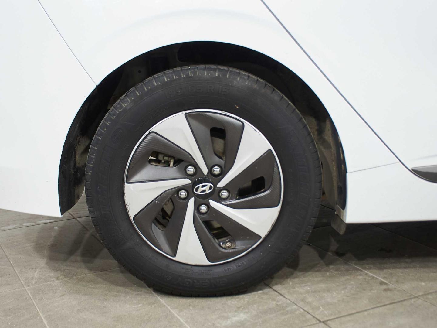 Hyundai Ioniq HEV 1.6 GDI Klass