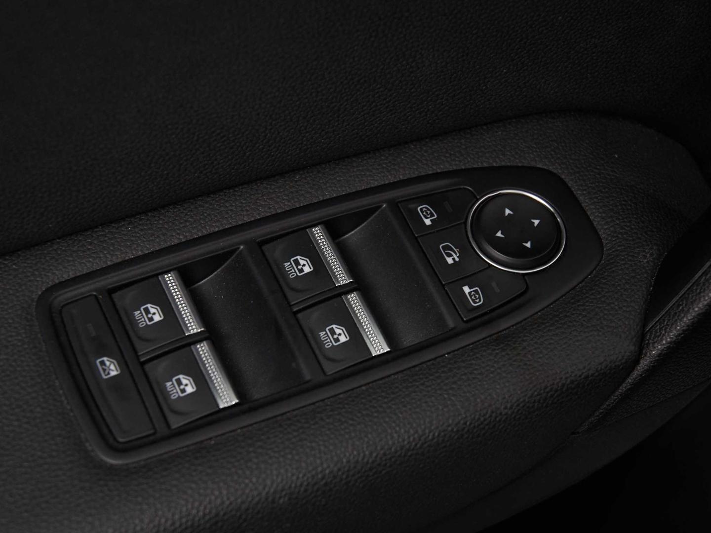 Renault Captur E-TECH Híbrido Enchufable Fast Track 117kW