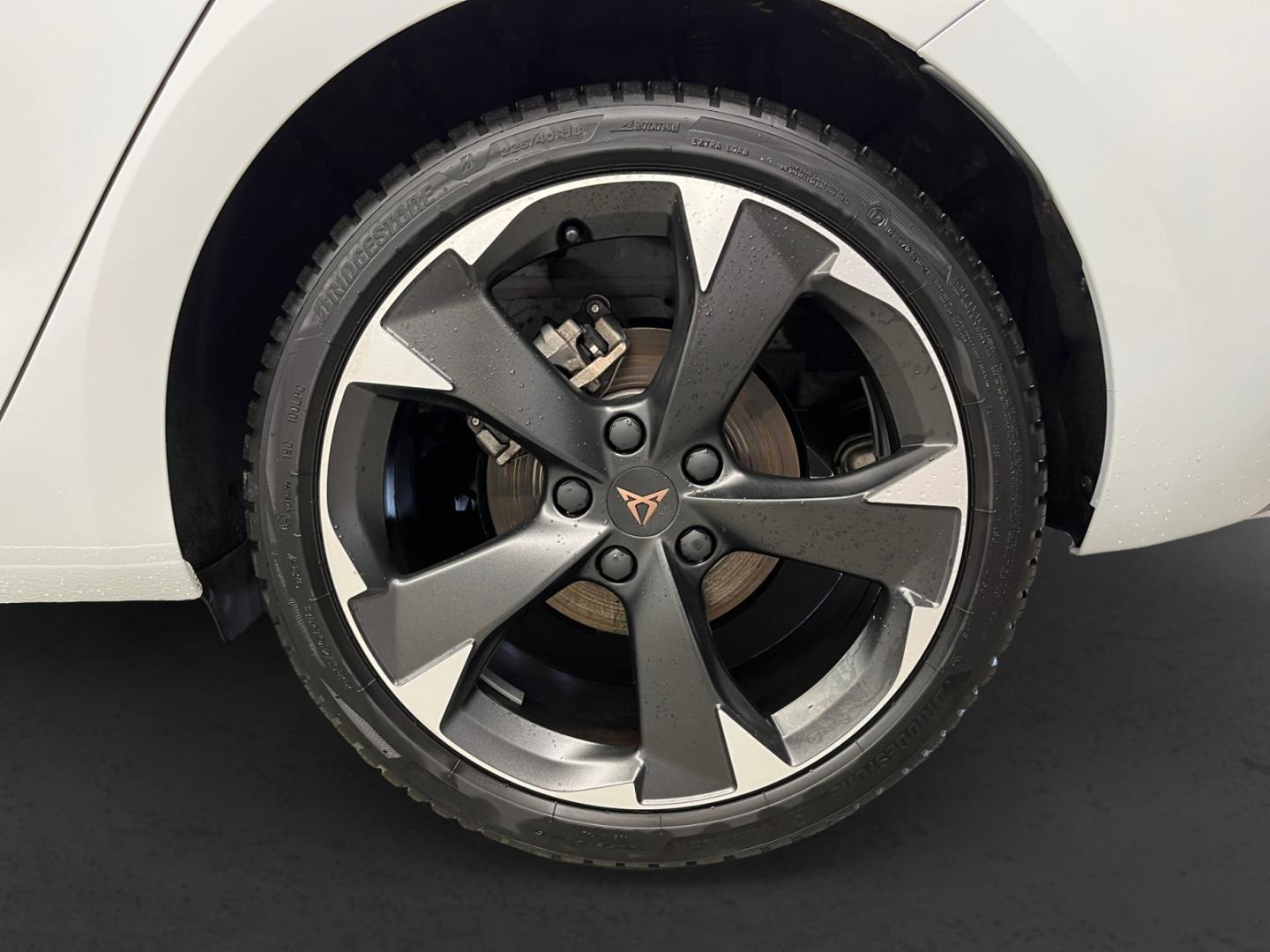 Cupra León 1.5 eTSI DSG 110 kW (150 CV)