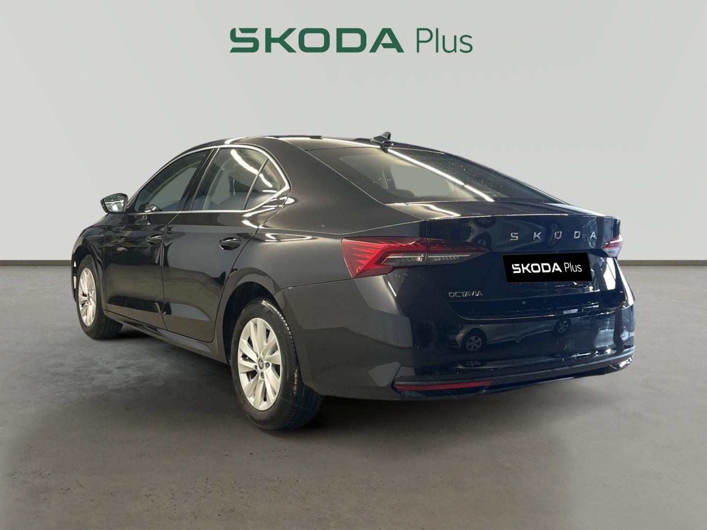 Skoda Octavia 1.5 TSI m-HEV Selection DSG 110 kW (150 CV)