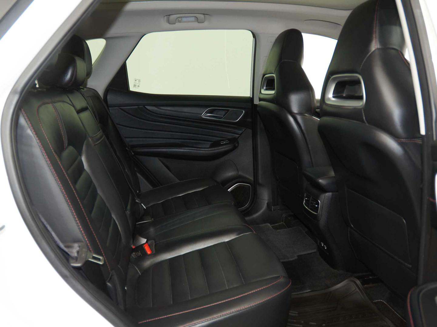 MG 1.5 T-GDI AT Luxury