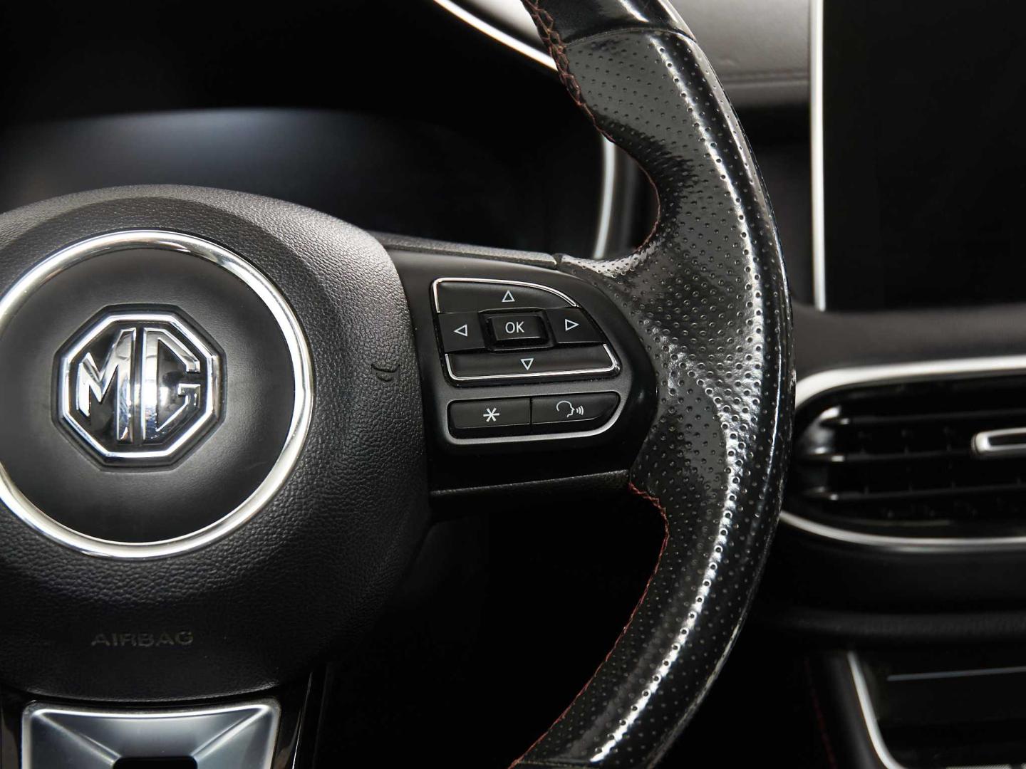 MG 1.5 T-GDI AT Luxury