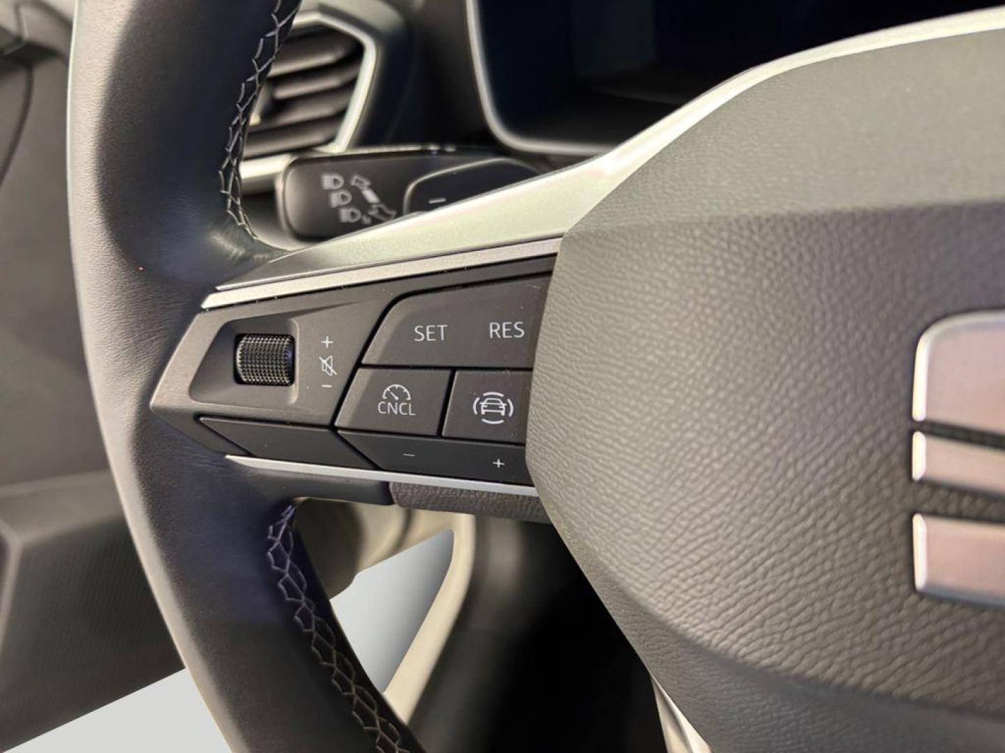 SEAT Leon 1.5 eTSI Style 25 Aniversario DSG 85 kW (116 CV)