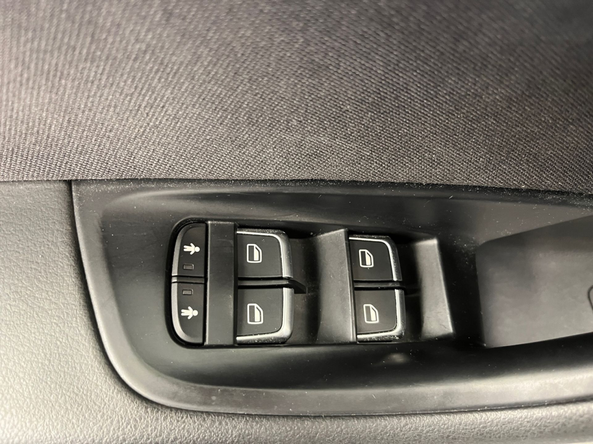Audi A6 S line 2.0 TDI 140kW(190CV) ultra S tron