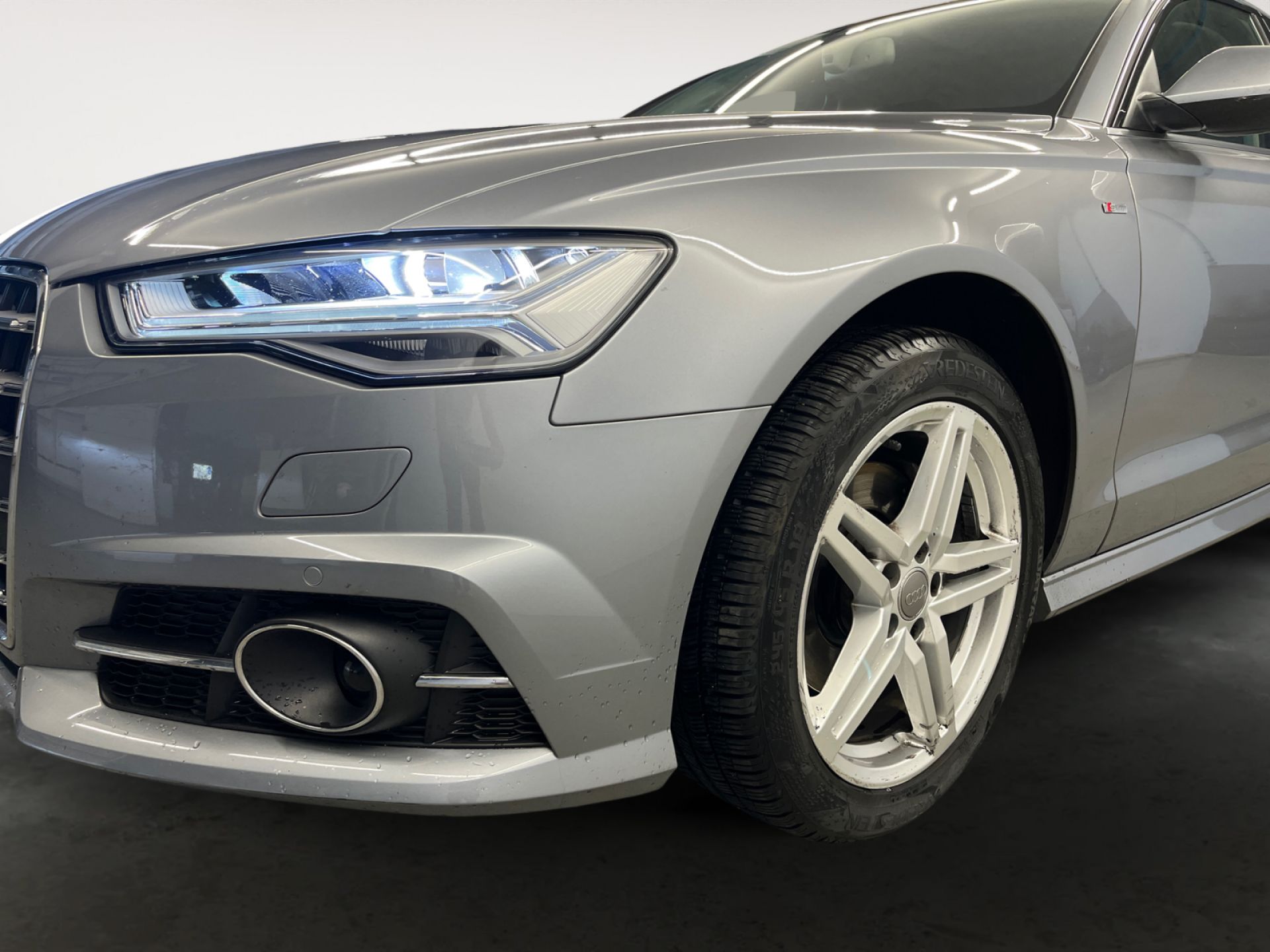 Audi A6 S line 2.0 TDI 140kW(190CV) ultra S tron