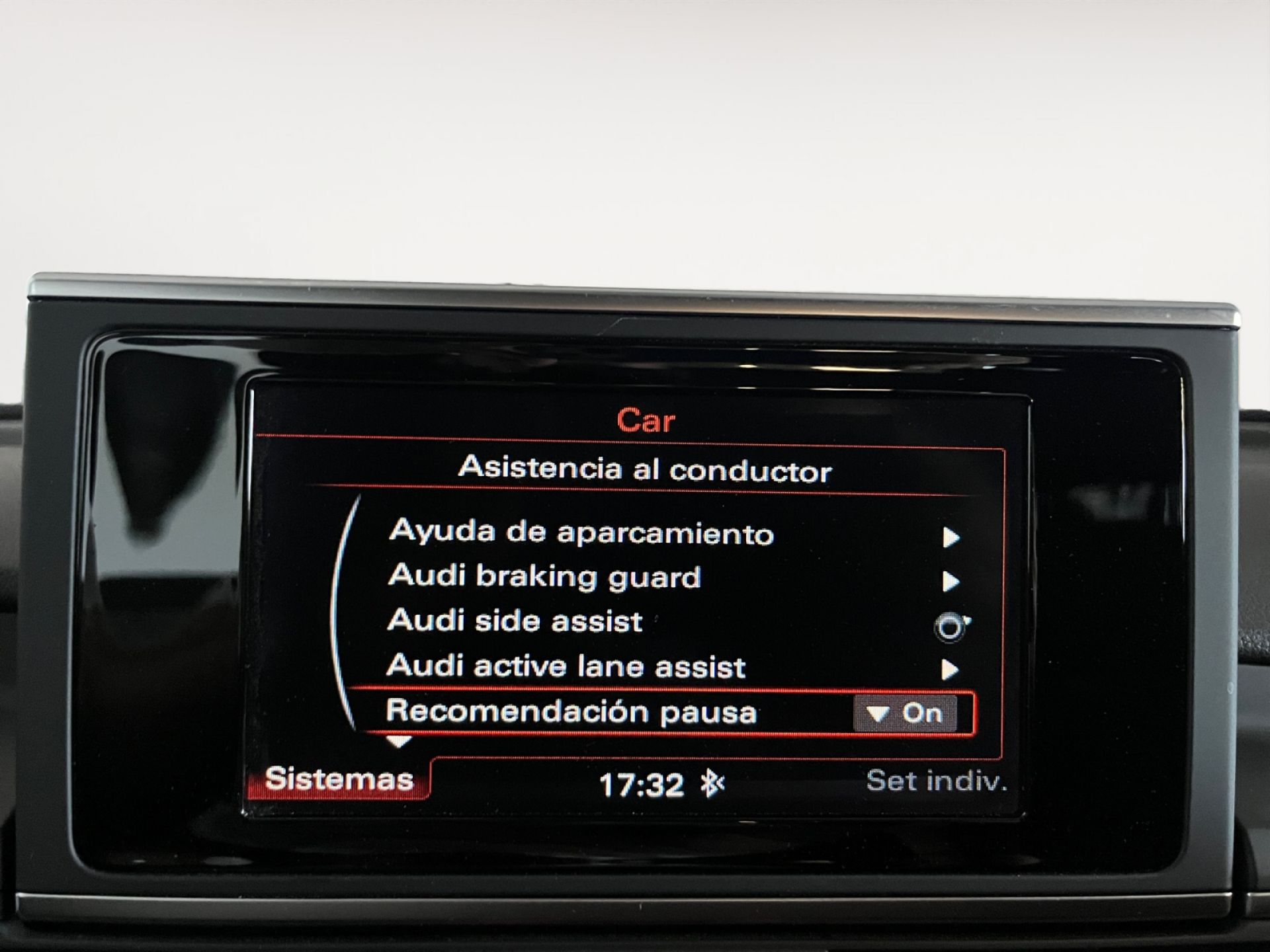 Audi A6 S line 2.0 TDI 140kW(190CV) ultra S tron
