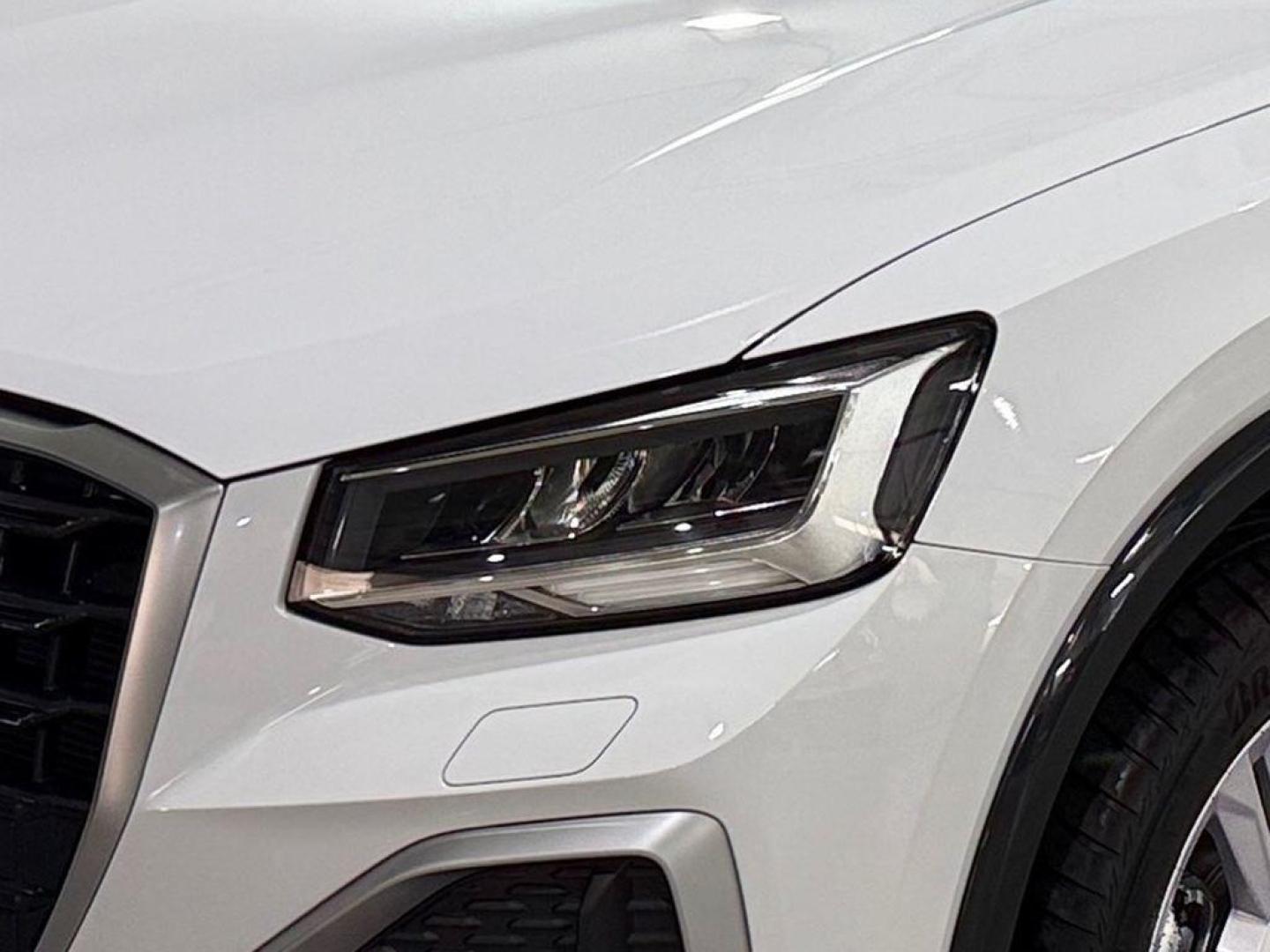 Audi Q2 Advanced 30 TFSI 85 kW (116 CV)