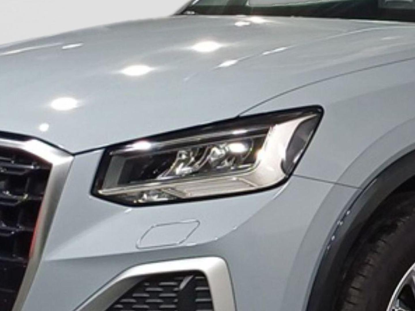 Audi Q2 Advanced 30 TFSI 85 kW (116 CV)