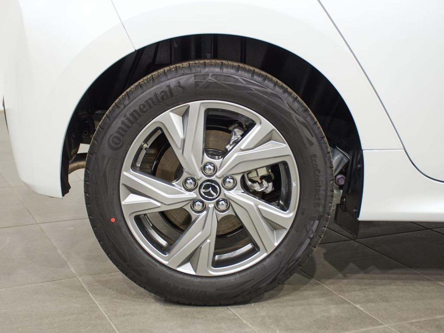 Mazda 2 HYBRID 2024 1.5 85 KW (116 CV) CVT EXCLUSIVE-LINE