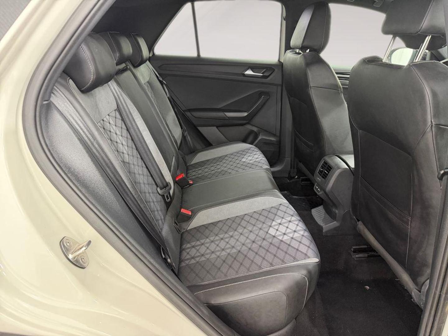 Volkswagen T-Roc R-Line 2.0 TDI 110 kW (150 CV) DSG