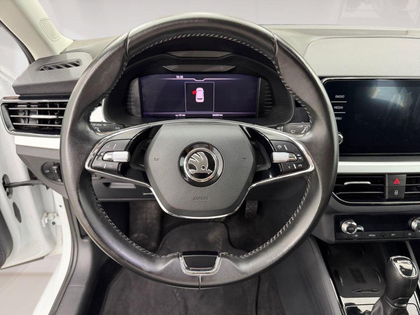 Skoda Kamiq 1.0 TSI Ambition DSG 81 kW (110 CV)