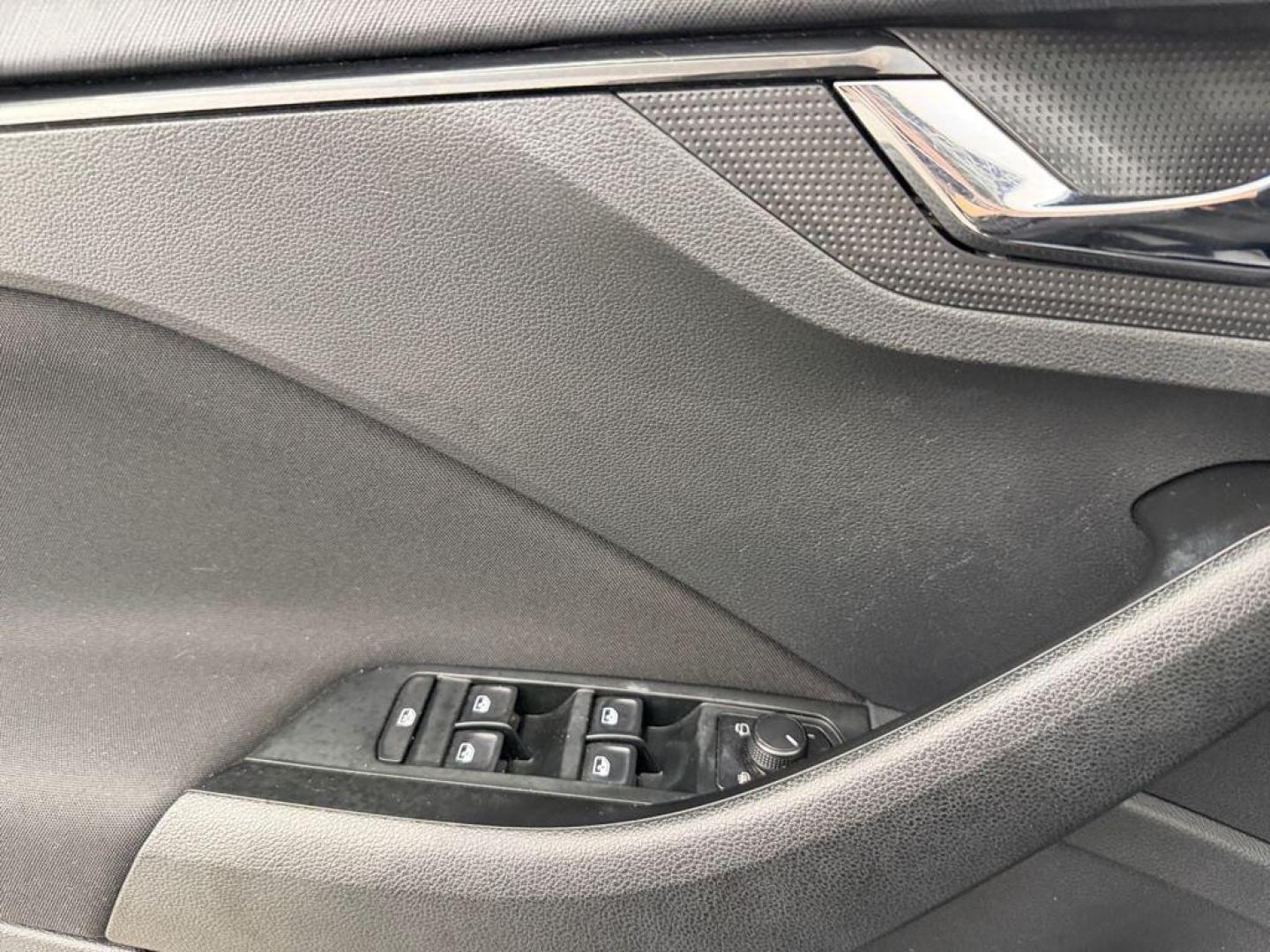 Skoda Kamiq 1.0 TSI Ambition 70 kW (95 CV)
