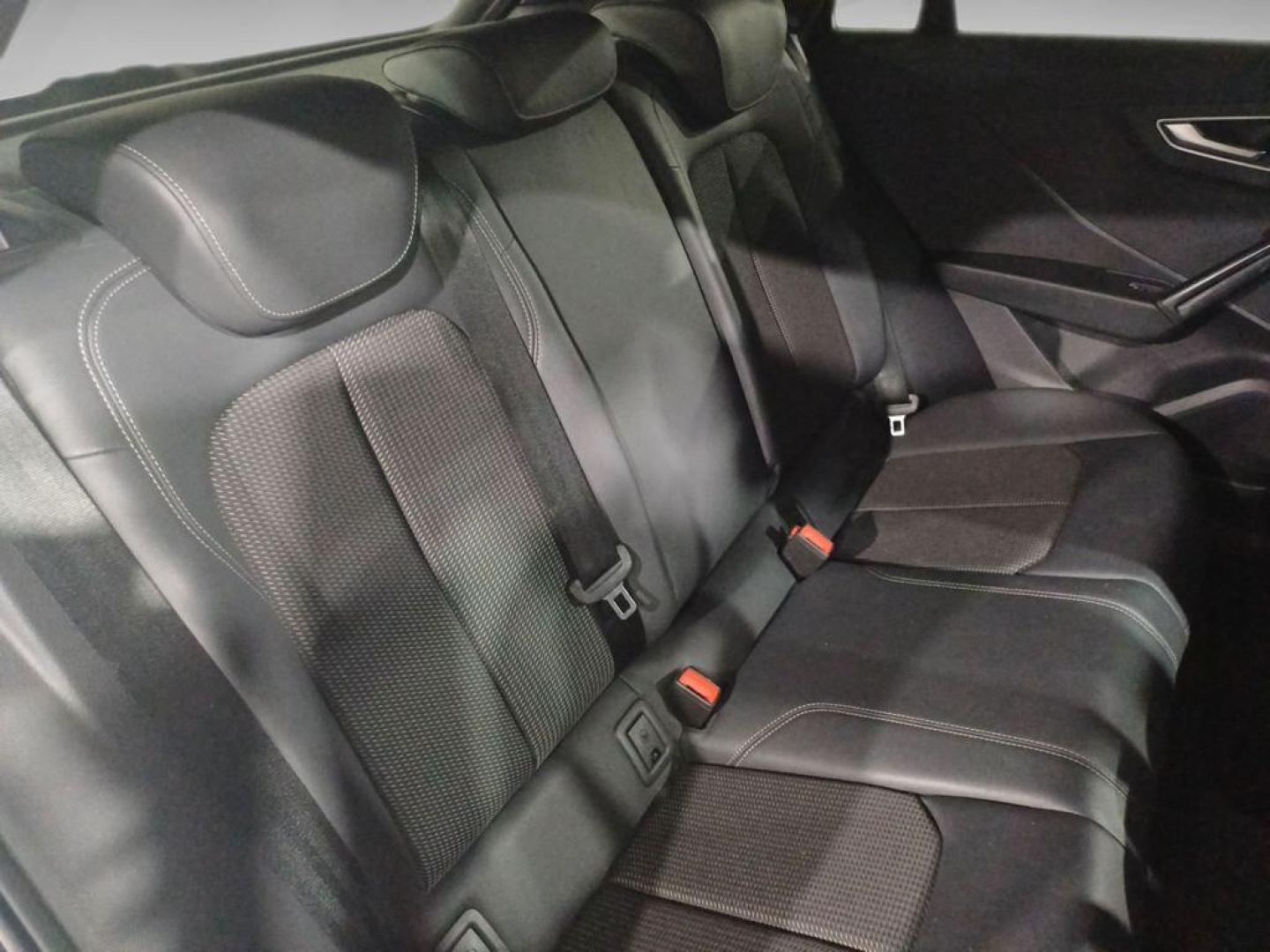 Audi Q2 Black line 35 TFSI 110 kW (150 CV) S tronic