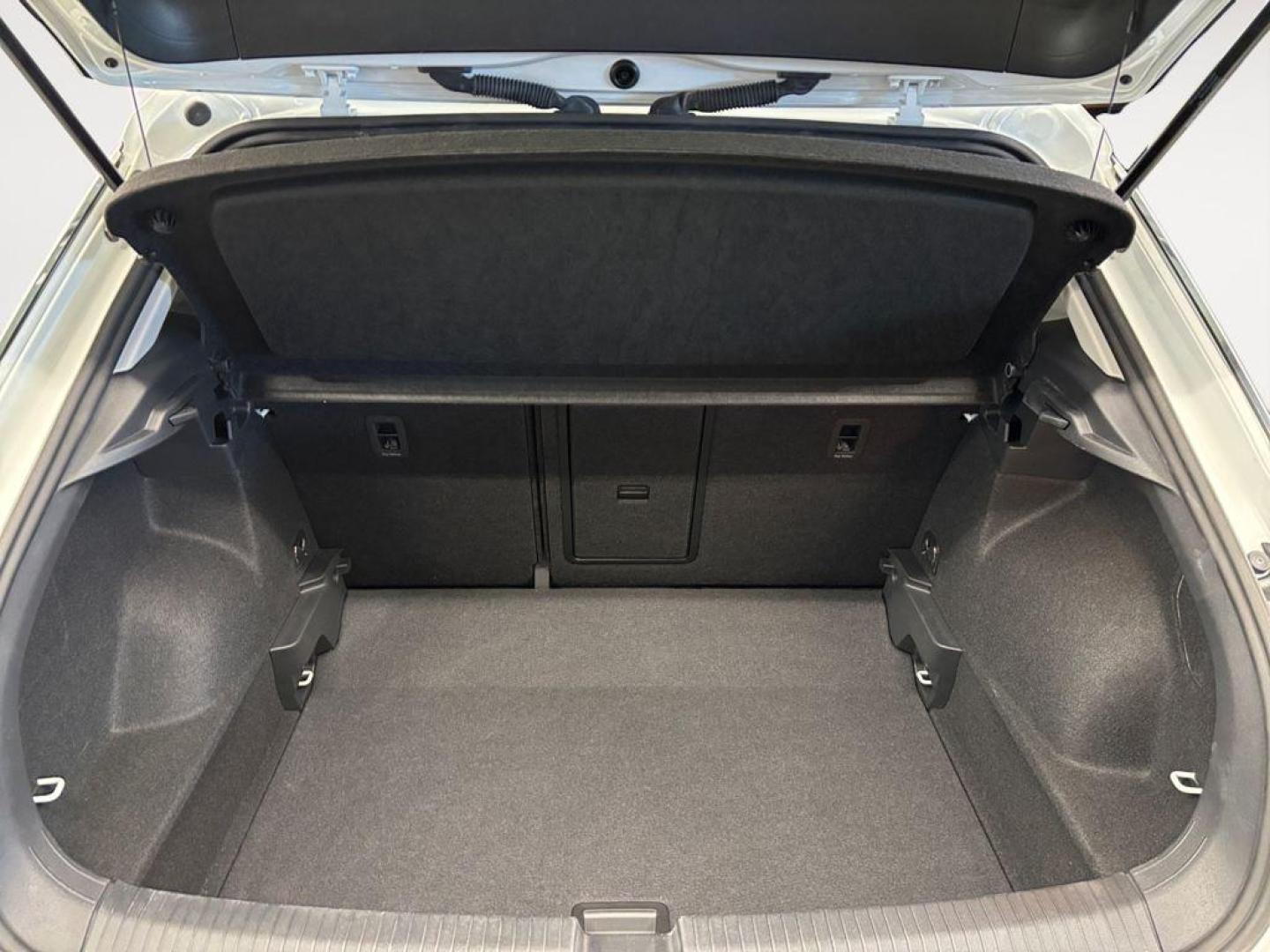Volkswagen T-Roc ``Más`` 1.5 TSI 110 kW (150 CV) DSG