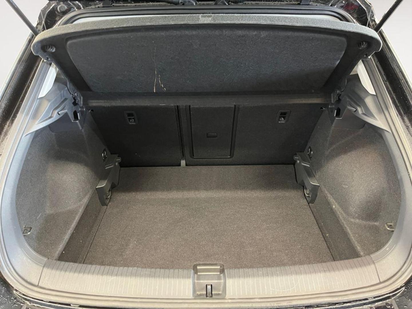 Volkswagen T-Roc Advance R-Line 1.0 TSI 81 kW (110 CV)