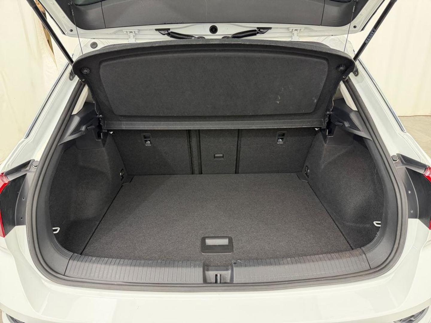 Volkswagen T-Roc Advance R-Line 1.5 TSI 110 kW (150 CV)