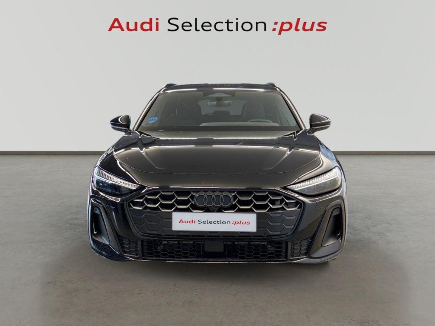 Audi A5 Avant e-hybrid quattro 220kW Black Line