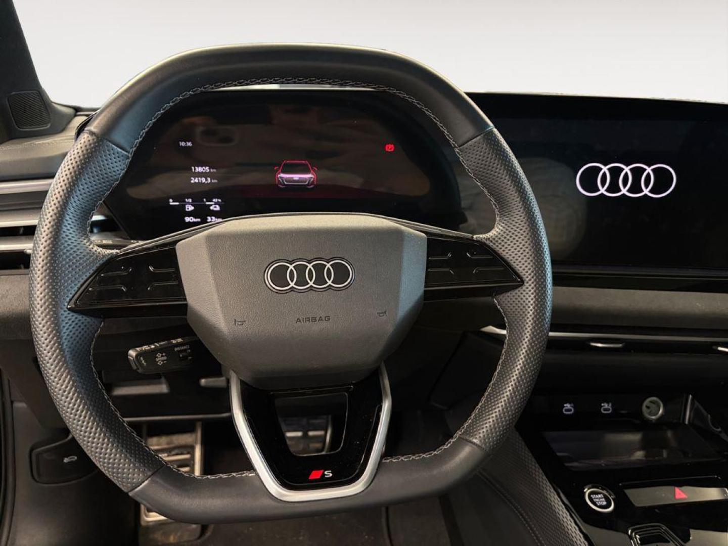 Audi A5 Avant e-hybrid quattro 220kW Black Line