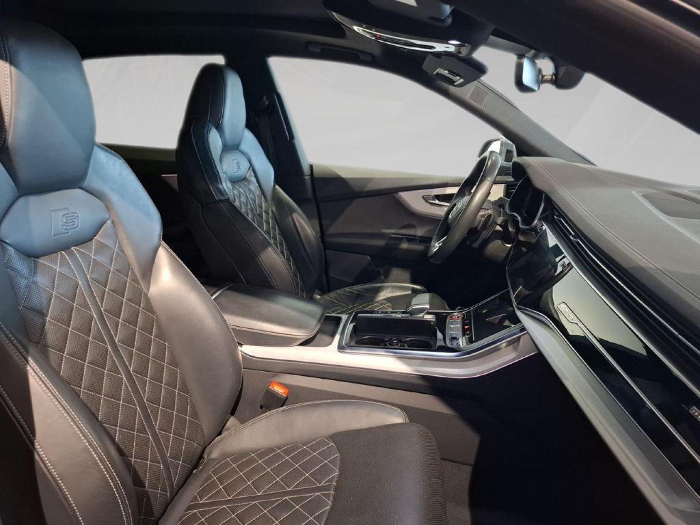 Audi SQ8 4.0 TFSI quattro 373 kW (507 CV) tiptronic