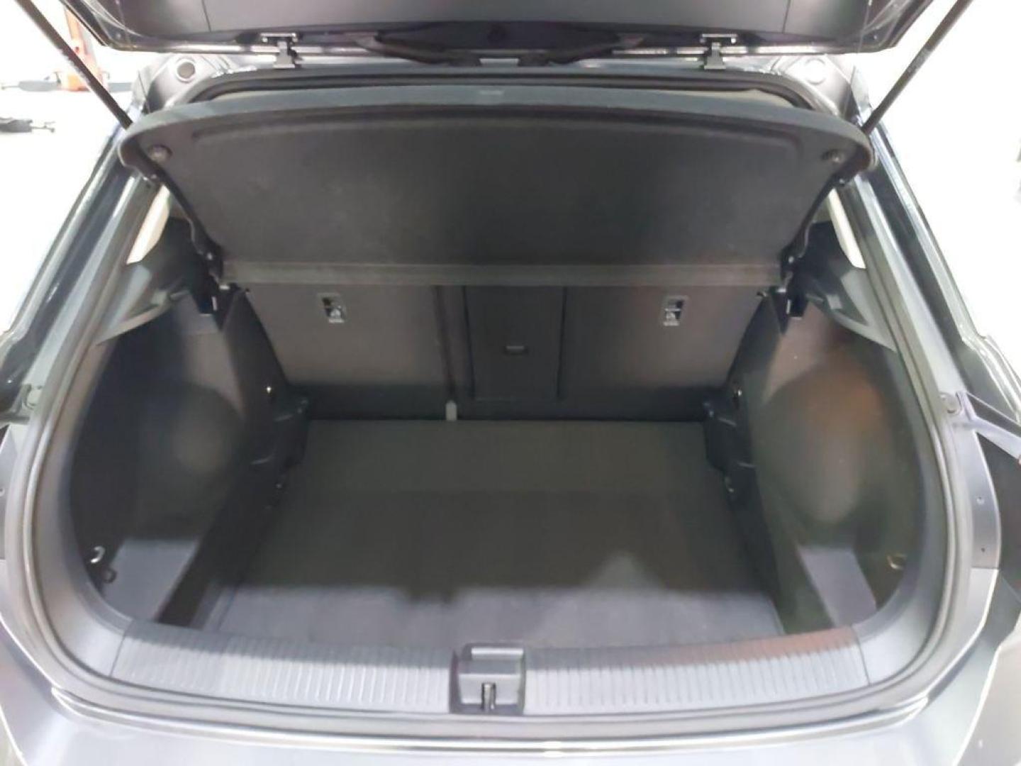 Volkswagen T-Roc Advance 1.0 TSI 81 kW (110 CV)